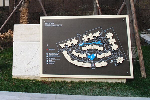 商業(yè)地產(chǎn)標(biāo)識系統(tǒng)規(guī)劃設(shè)計--【巨匠標(biāo)識，標(biāo)識制作廠家】