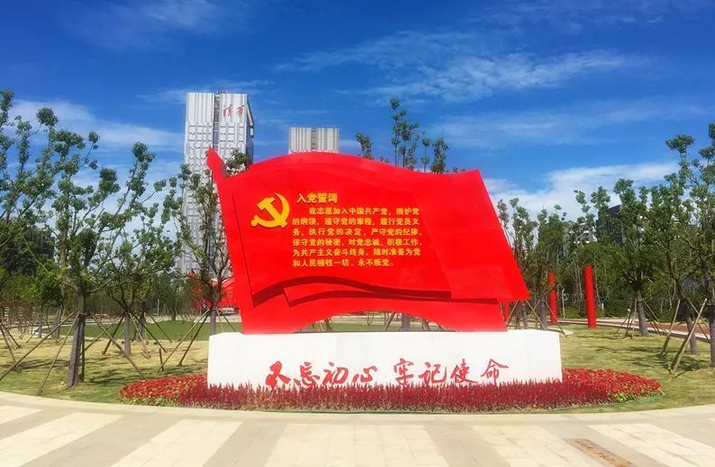 怎么樣安裝黨建標識牌能既安全有穩(wěn)固呢？--【巨匠標識，標識制作廠家】